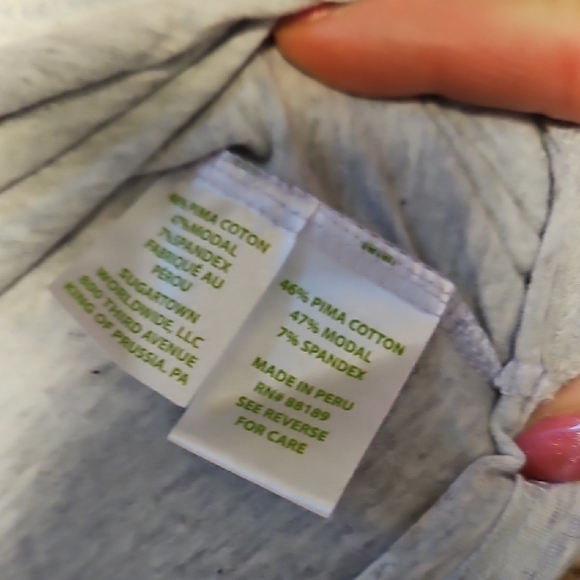 Lilly Pulitzer Long Sleeve Finn Tee - Picture 4 of 6